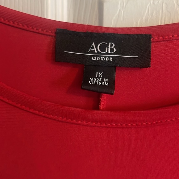 Womens top - Picture 3 of 3